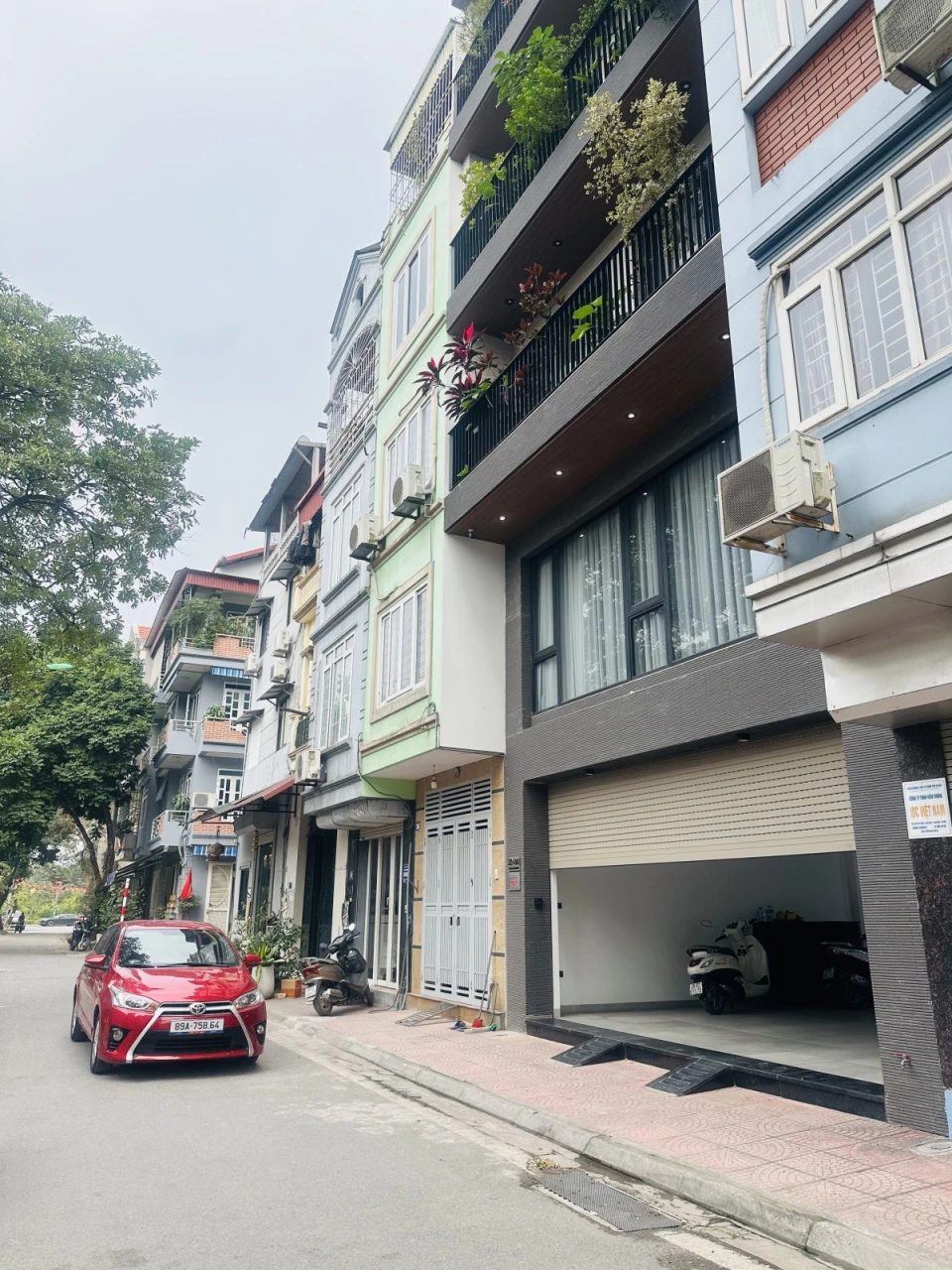 CHỦ GIẢM SÂU 1,3 TỶ – PHÂN LÔ – Ô TÔ - THANG MÁY - PCCC ĐẦY ĐỦ – KINH DOANH & ĐẦU TƯ ĐỈNH