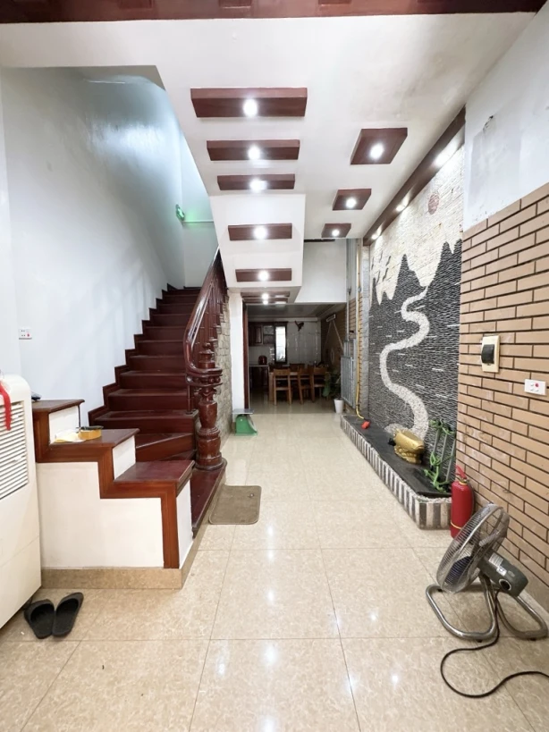 Cần Bán Nhà Mai Động : Mặt Ngõ Thông - Kinh Doanh - Ô Tô Đỗ Cửa - Dân Xây