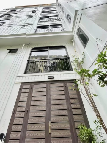 SIÊU ĐẸP CÁT LINH TT ĐỐNG ĐA HAI THOÁNG SÁT PHỐ CỔ 07 TẦNG THANG MÁY VÀI BƯỚC RA PHỐ GẦN GA TÀU ĐIỆN CÁT LINH