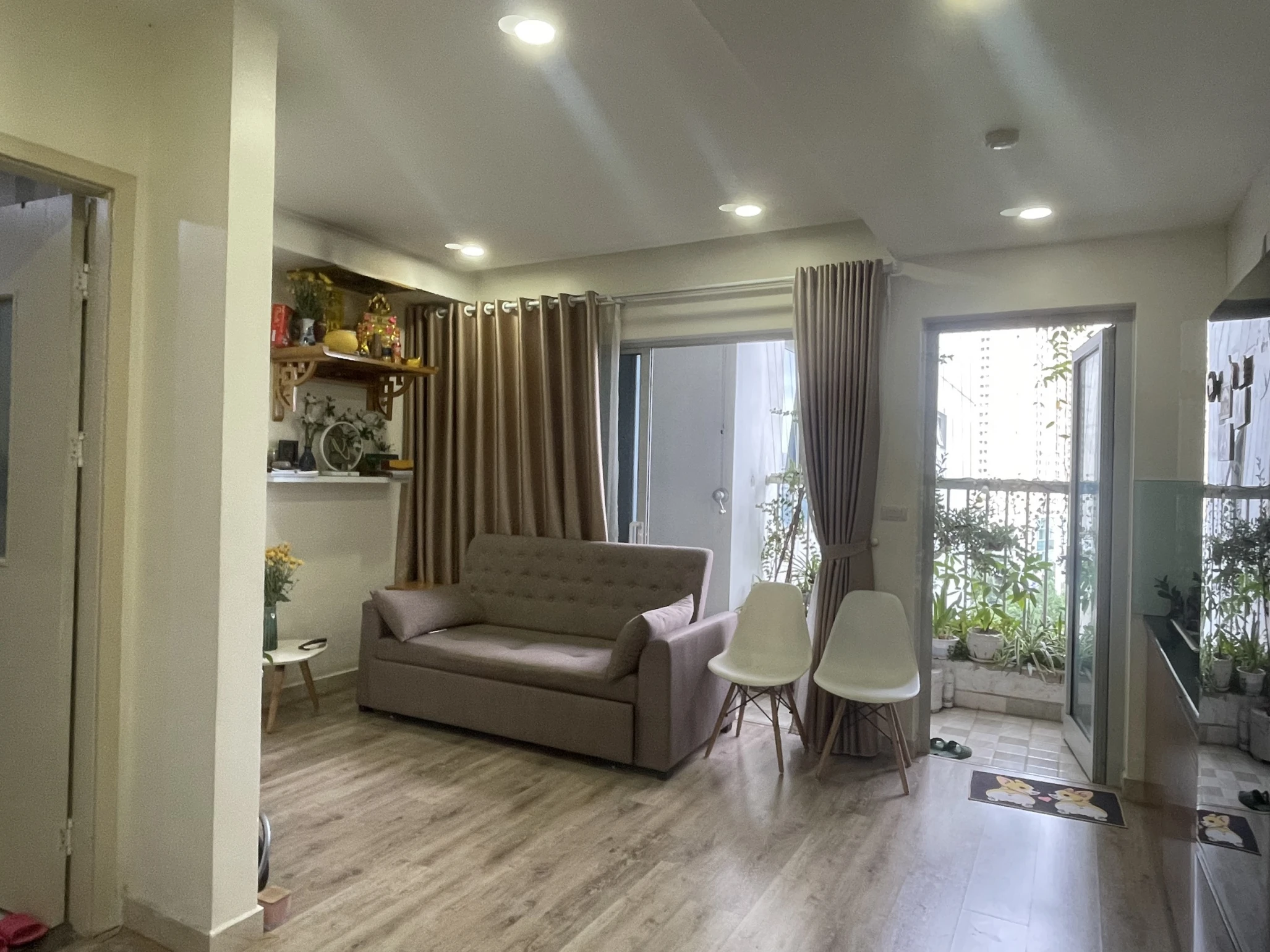 CẦN TIỀN BÁN NHANH - căn 1 ngủ 49m2 tại CC Ecolife Capitol GIÁ 4.x tỷ