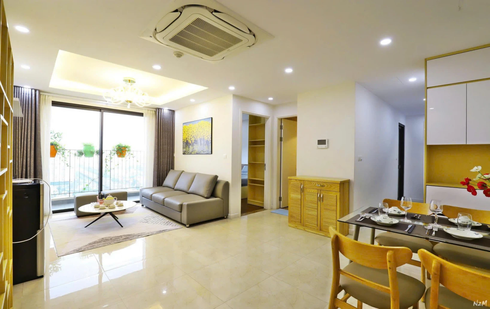 Cần bán căn 1PN tầng trung siêu đẹp tại C2 Vinhomes D'capitale [6 tỷ hơn]