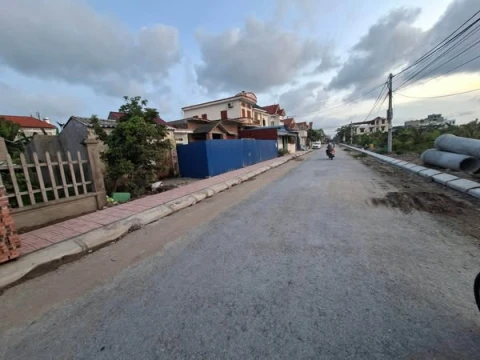 Bìa mới hàng gốc dân mới toanh toành luôn