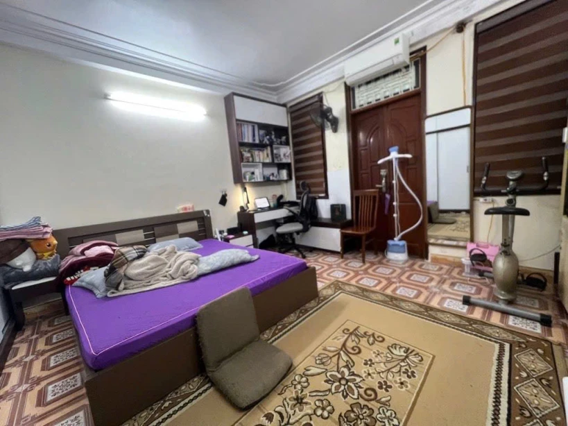 BÁN NHÀ ĐƯỜNG LÁNG, LÁNG, ĐỐNG ĐA 42M 10.7 TỶ