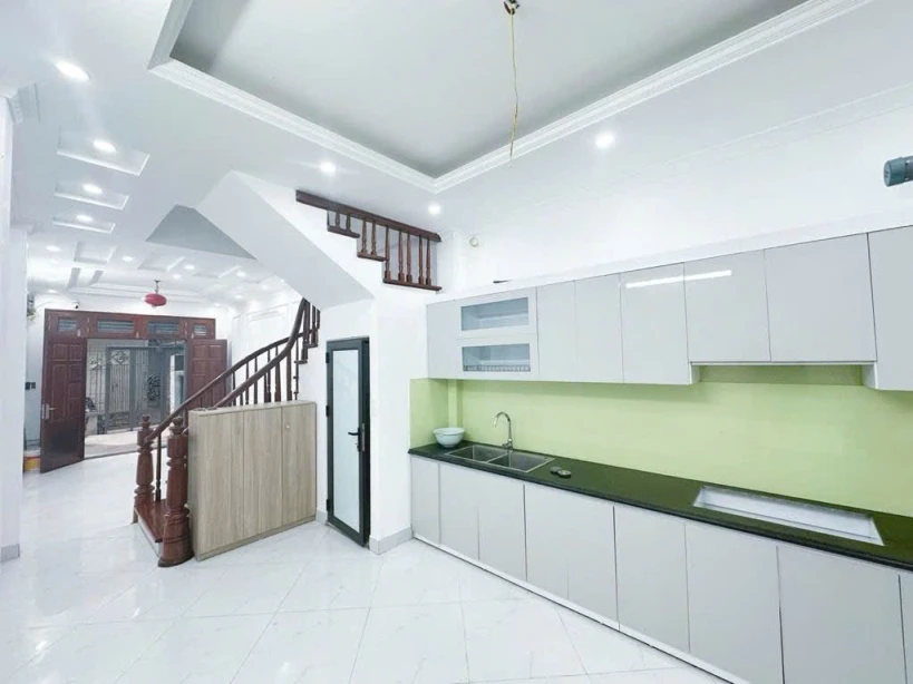 BÁN NHÀ ĐÊ LA THÀNH, VĂN MIẾU - QUỐC TỬ GIÁM 36M 10.8 TỶ