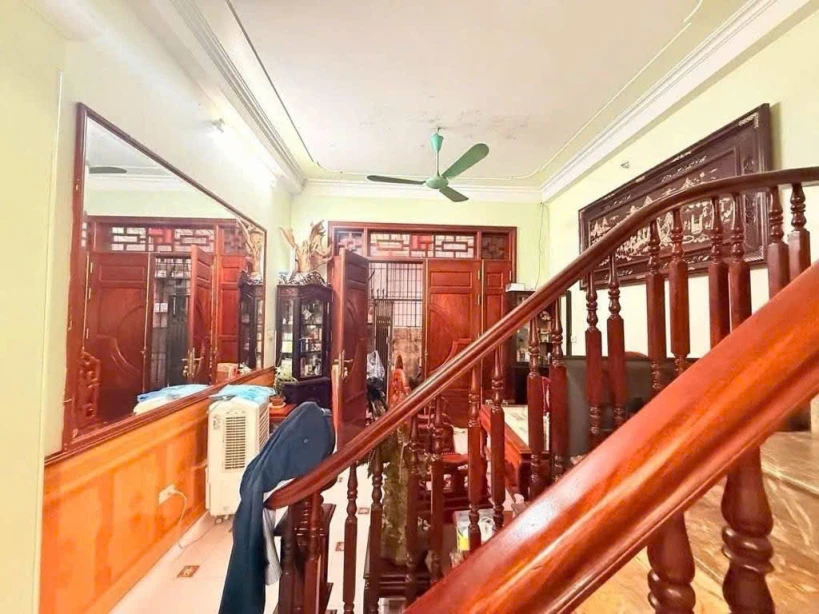 Bán nhà Lạc Long Quân, Nghĩa Đô, Cầu Giấy 41m 10.9 tỷ