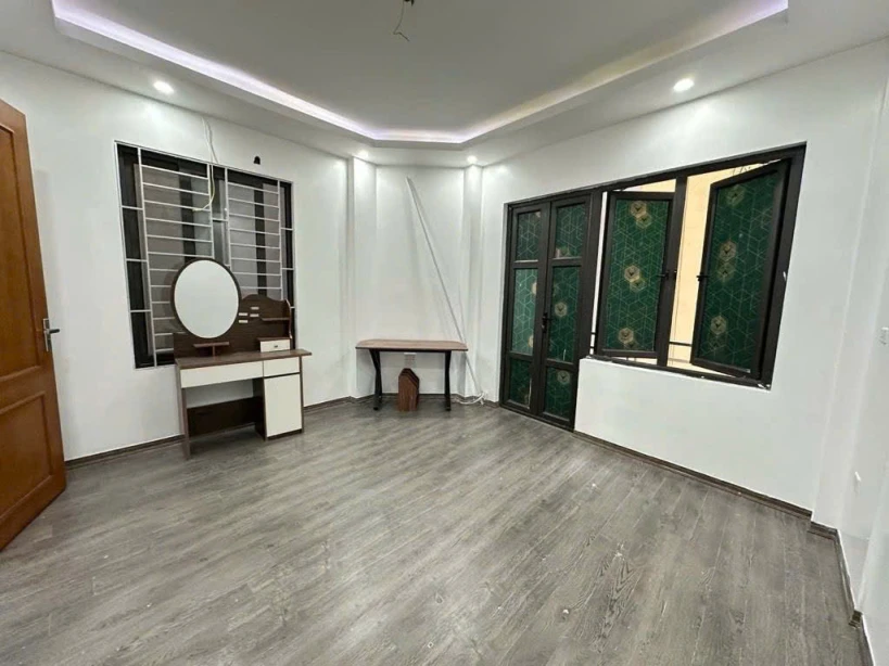 BÁN NHÀ THUỴ KHUÊ, TÂY HỒ 43M 9.7 TỶ