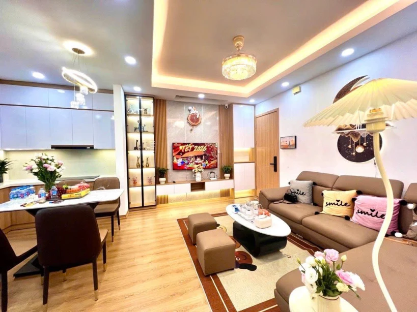 BÁN CĂN HỘ CHUNG CƯ HUỲNH THÚC KHÁNG, LÁNG, ĐỐNG ĐA 69M 7.1 TỶ