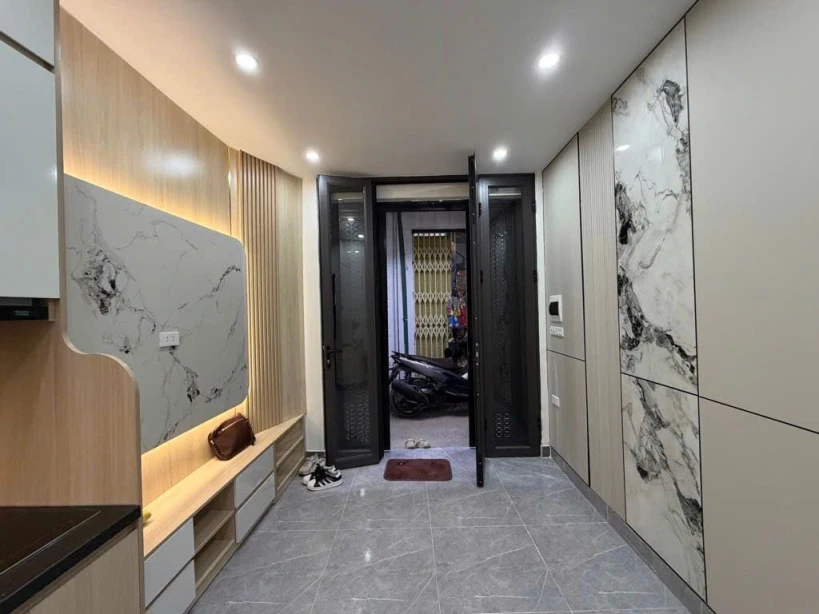 BÁN NHÀ TÔN ĐỨC THẮNG, HÀNG BỘT, VĂN MIẾU - QUỐC TỬ GIÁM, ĐỐNG ĐA 15M 4.93 TỶ