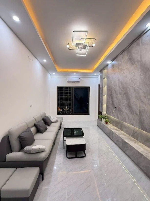 BÁN CĂN HỘ TẬP THỂ LƯƠNG ĐÌNH CỦA, KIM LIÊN, ĐỐNG ĐA 110M 4.6 TỶ