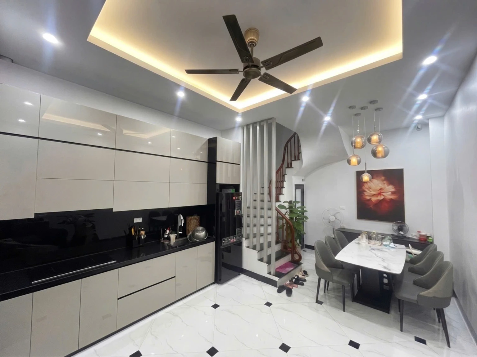 BÁN NHÀ TRƯƠNG ĐỊNH, BẠCH MAI, HAI BÀ TRƯNG 28M 7.9 TỶ