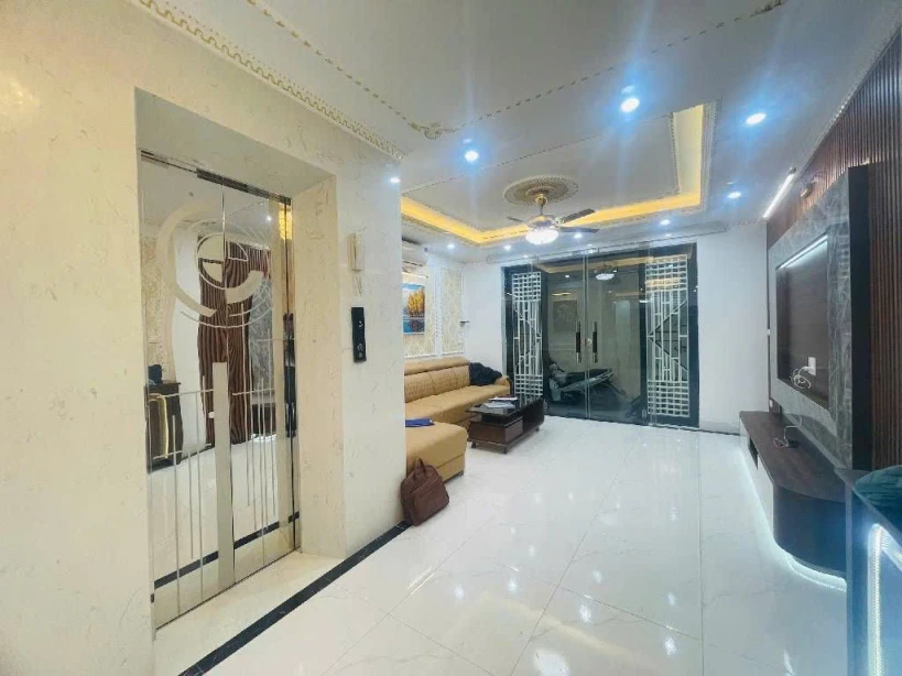 BÁN NHÀ VÕ CHÍ CÔNG, TÂY HỒ - THANG MÁY - 61M 14.6 TỶ