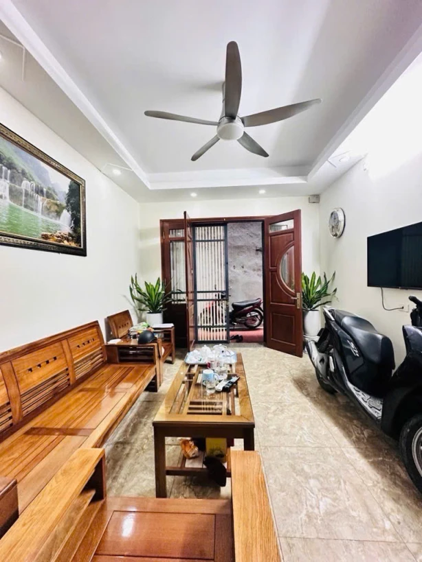 BÁN NHÀ CẦU GIẤY, YÊN HOÀ 30M 7.9 TỶ