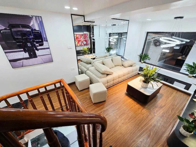 BÁN NHÀ NHỎ XINH, LÁNG, ĐỐNG ĐA 23M 5.9 TỶ