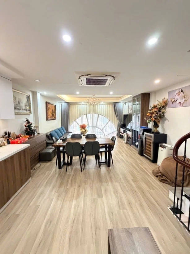 BÁN NHÀ MẶT PHỐ HOÈ NHAI, BA ĐÌNH 50M 30.3 TỶ