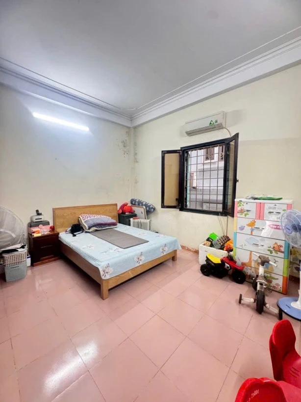 BÁN NHÀ MẶT PHỐ DUY TÂN, CẦU GIẤY 60M 61.4 TỶ