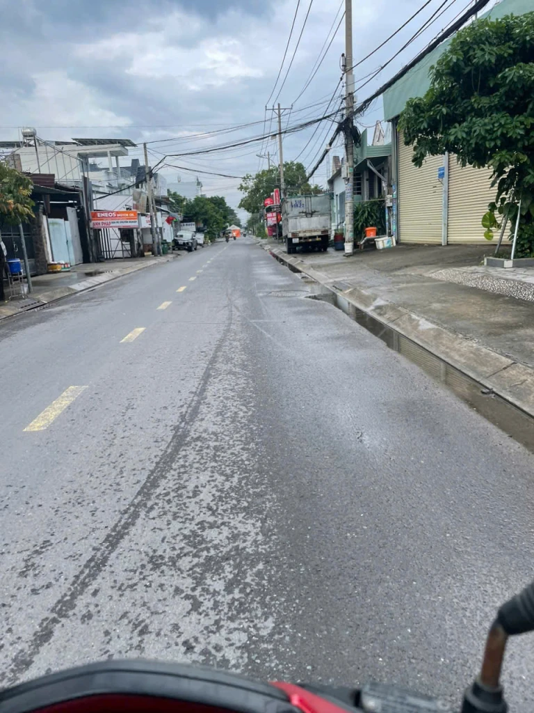 Bán đất mặt tiền 30x70m giá 30 tỷ Đường Phạm Thị Giây