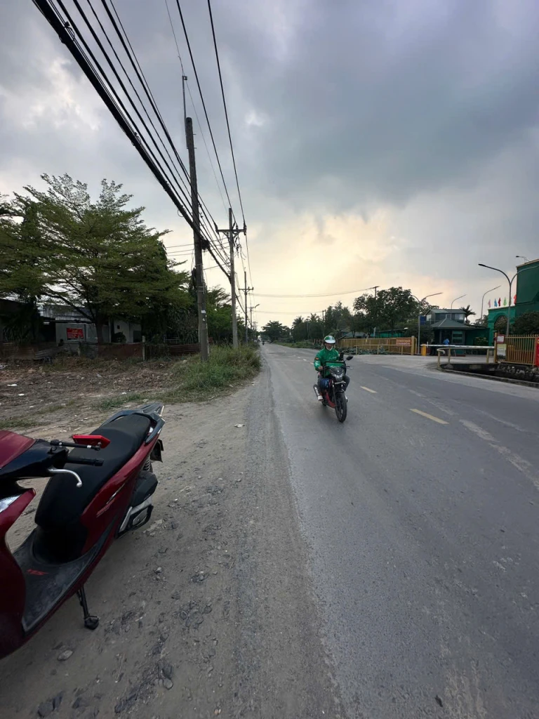 Bán đất mặt tiền 43x232m giá 7 triệu/m2 Đường Võ Văn Bích