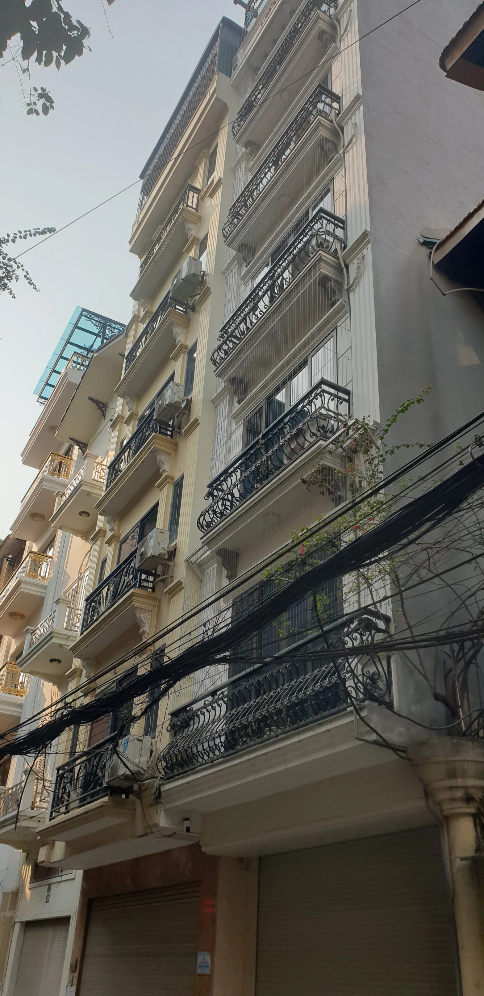 NHÀ MẶT PHỐ ĐÔNG QUAN – CẦU GIẤY – 60M² – 6 TẦNG – Ô TÔ DỪNG ĐỖ – KINH DOANH ĐỈNH