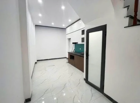 Hơn 12 tỷ - nhà phố đẹp- thoáng trước sau- an sinh đỉnh - lõi đống đa