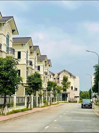 - Chỉ từ 6 tỷ XX , sở hữu ngay căn biệt thự 3 tầng tại sát ngay Hà Nội, không gian sống xanh, chuẩn Singapore