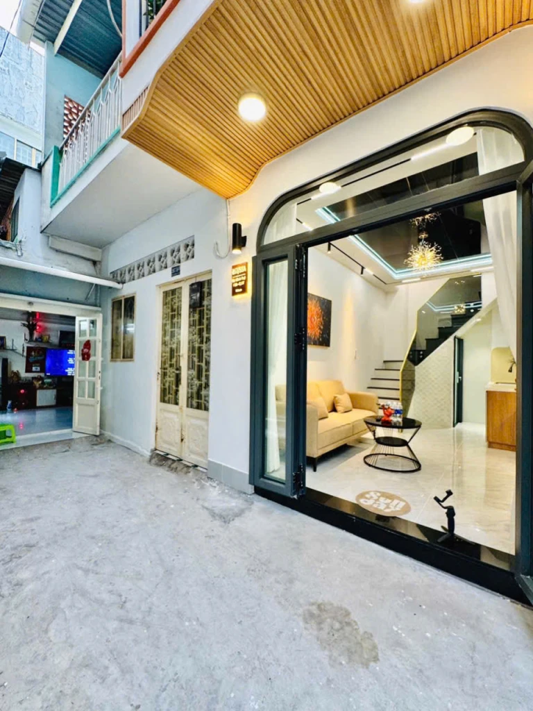 K2102 ✨ nhà Bùi Đình Tuý Bình Thạnh, SHR, Vuông, 3 tầng, 3.x tỷ