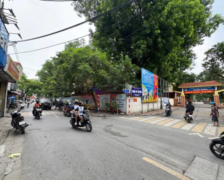 CHÍNH CHỦ - BÁN NHÀ MẶT PHỐ XUÂN ĐỈNH - HÀ NỘI.