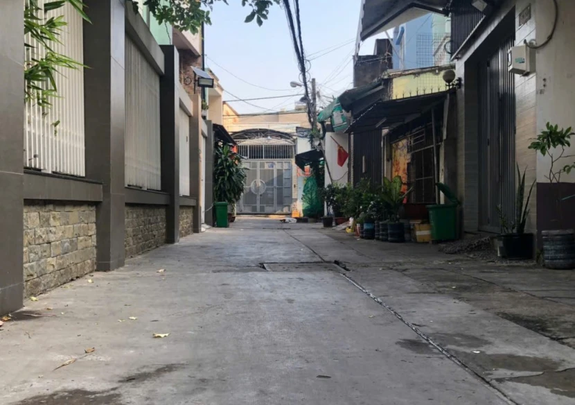 NHÀ BÁN TRỆT LỬNG - DT 5X14M - HẺM XE HƠI - BÌNH TÂN - NHỈNH 4 TỶ - SỔ HỒNG