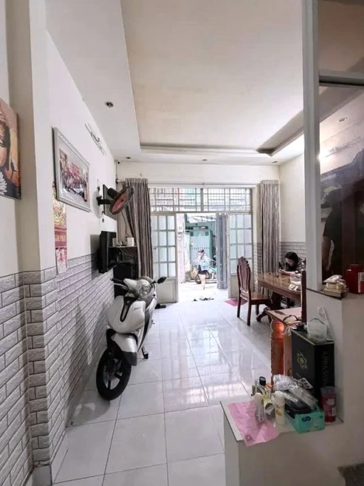 NHÀ ĐẸP, 2 TẦNG - DT 40M2 - TÂN PHÚ -  GẦN CHỢ TÂN HƯƠNG – NHỈNH 4TỶ