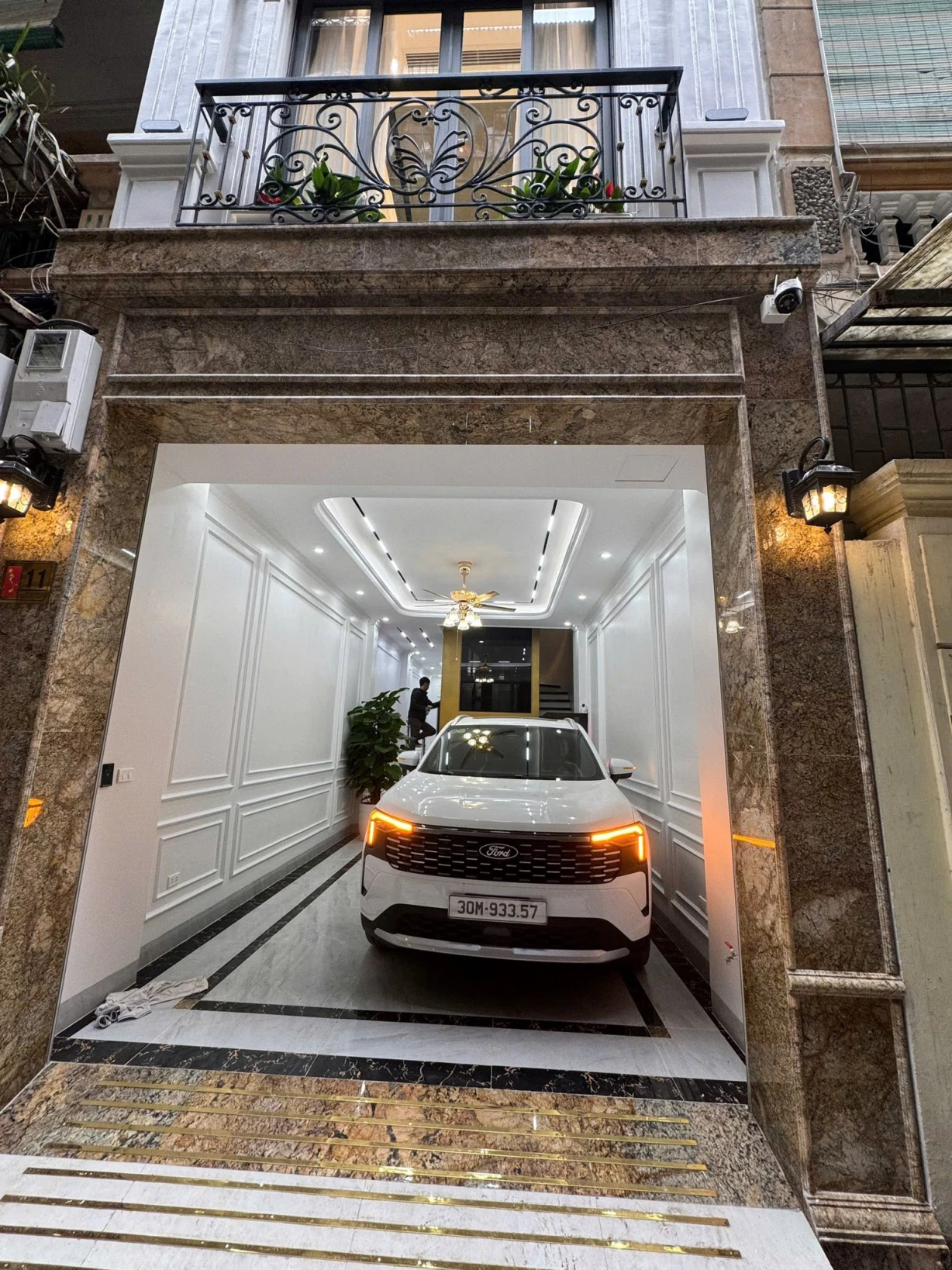 NHÀ ĐẸP, NGÕ 234, HOÀNG QUỐC VIỆT, CẦU GIẤY-Ô TÔ-PHÂN LÔ-KD: 55M X6T, MT 4M, GIÁ 26,5 TỶ.