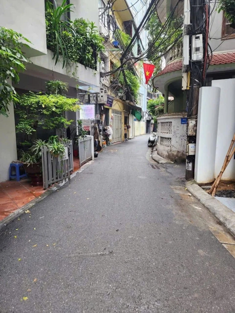 NHÀ NGÕ 31, XUÂN DIỆU, TÂY HỒ-KD-Ô TÔ: 50M X5T, MT 4,2M, GIÁ 20,8 TỶ