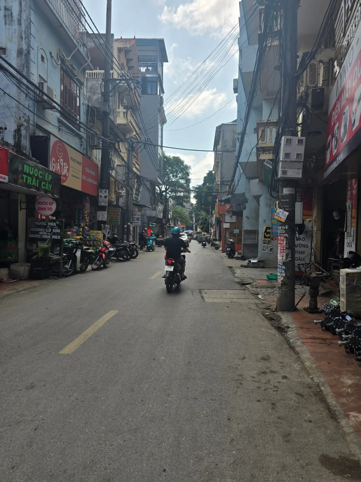 MẢNH ĐẤT MẶT PHỐ, TRẦN CUNG, CẦU GIẤY-VỈA HÈ-KD-Ô TÔ: 76M, MT 4,5M, GIÁ 22,5 TỶ