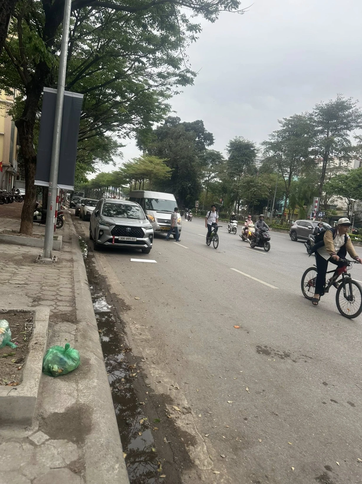 MẶT PHỐ, VÕ CHÍ CÔNG, CẦU GIẤY- VỈA HÈ-KD-Ô TÔ: 40/45M X5T, MT 5M, GIÁ 27,5 TỶ.