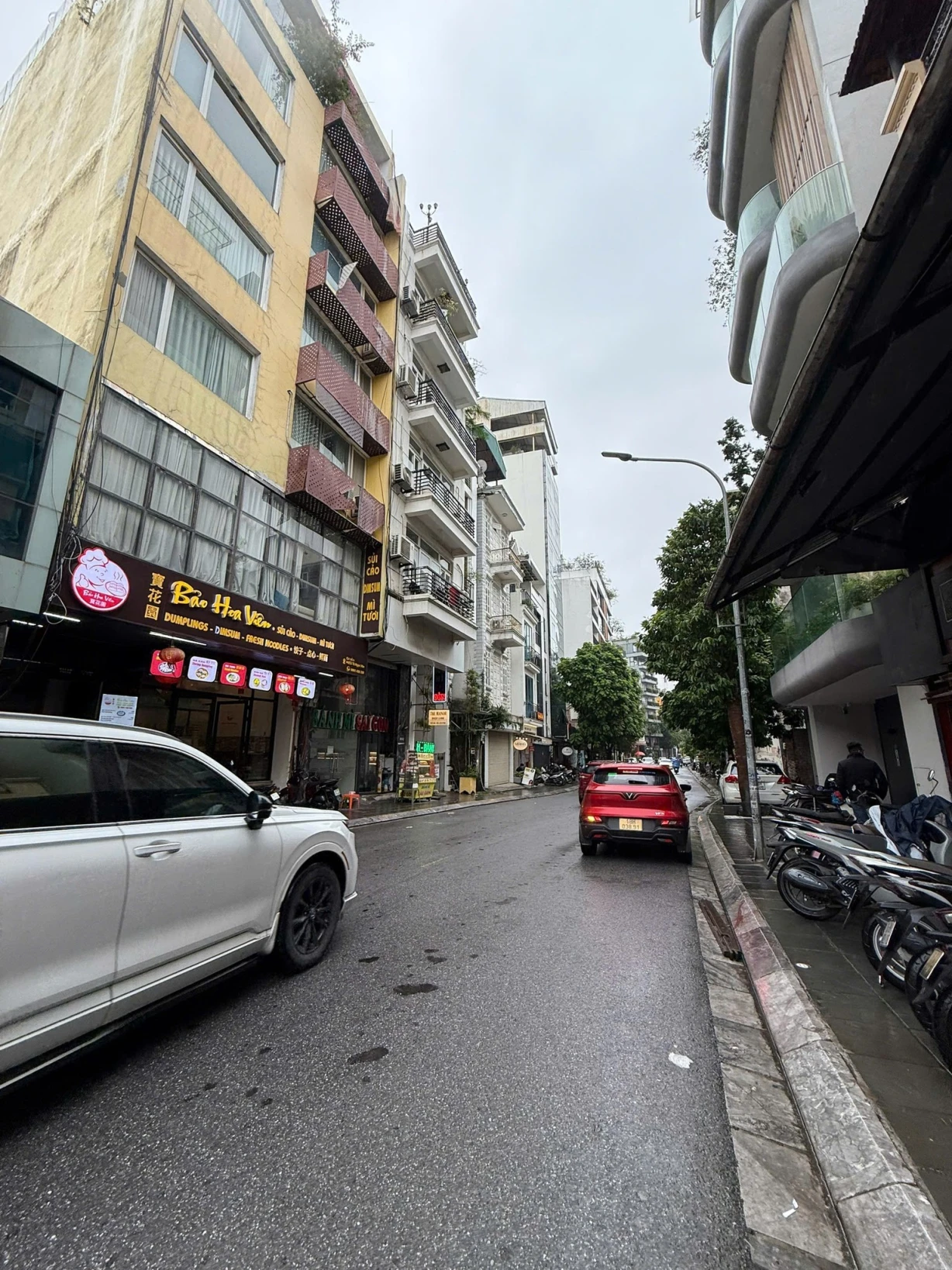 TÒA MẶT PHỐ, TÔ NGỌC VÂN, TÂY HỒ-VỈA HÈ-KD-Ô TÔ: 100/152M X9T, MT 8M, GIÁ 92 TỶ.