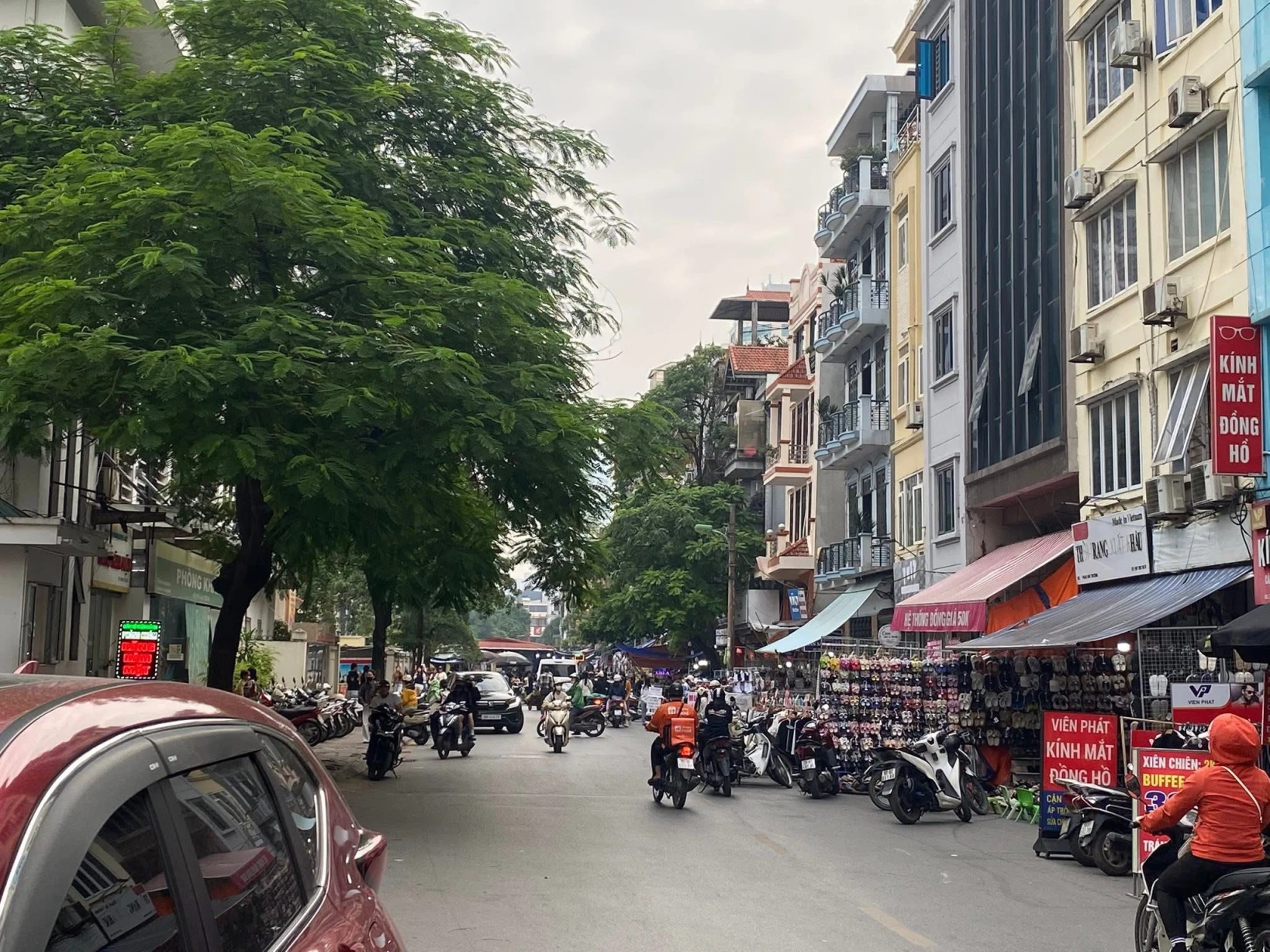 NHÀ MẶT PHỐ, PHAN VĂN TRƯỜNG, CẦU GIẤY-VỈA HÈ-KD- Ô TÔ: 35M X5T, MT 3,5M, GIÁ 21,9 TỶ.