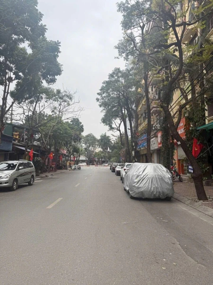 NHÀ PHỐ, ĐẶNG THÙY TRÂM, CẦU GIẤY-KD-Ô TÔ: 70M X4T, MT 4M, GIÁ 23,7 TỶ.