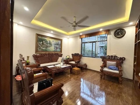 Chủ gửi bán lô đất 100m full thổ cư tại Đồng Trúc , cách ĐL thăng Long chỉ 100m, gần metro