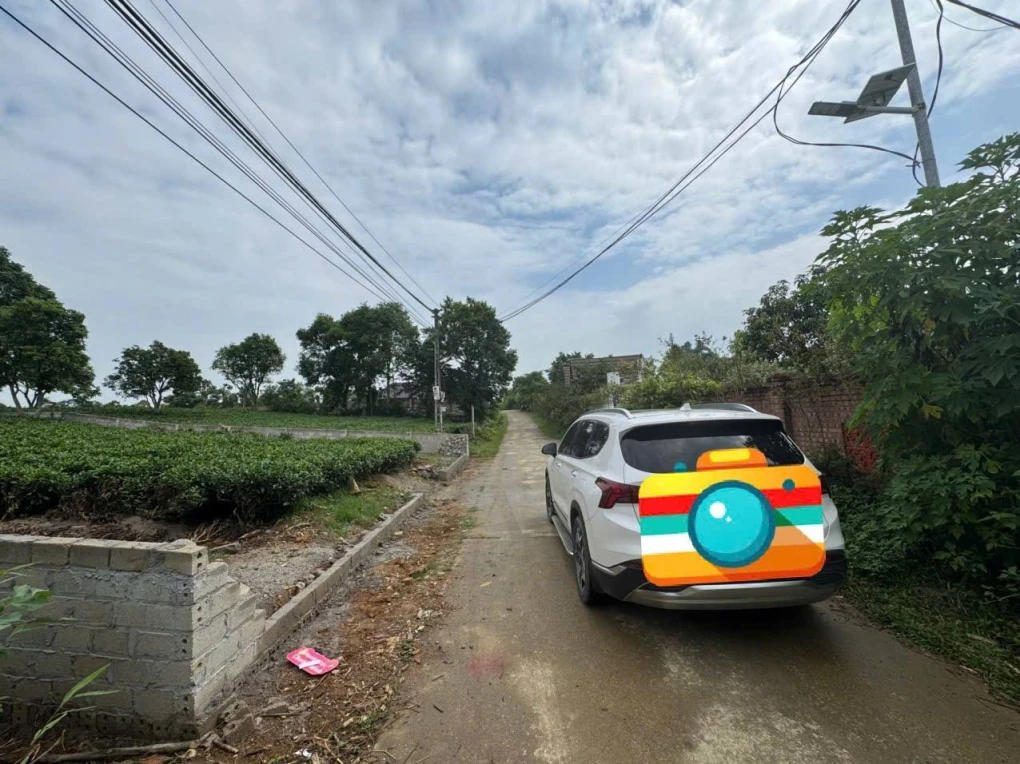 BÁN LÔ ĐẤT LÀM NHÀ VƯỜN CỰC ĐẸP TẠI CHÓNG YÊN BÀI, GẦN NHIỀU KHU RESORT,HOMESTAY NỔI TIẾNG, GIÁ HƠN 5 TỶ