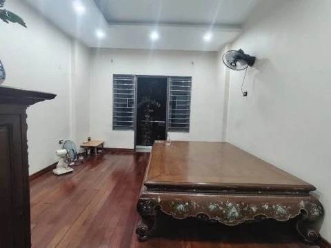 Nhà Đẹp- Rẻ phố Hồng Mai.