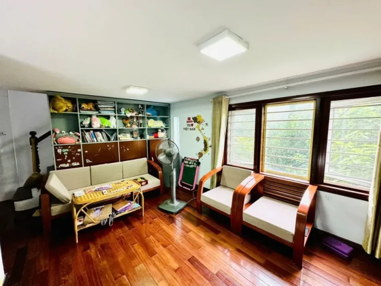 NHÀ LÔ GÓC PHỐ VŨ HỮU CẦN BÁN - 6T - 5M MT - LÔ GÓC THOÁNG MÁT ĐẦY ĐỦ ÁNH SÁNG GIÁ NHỈNH 8 TỶ