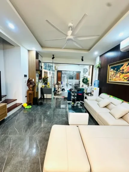 1 NHÀ RA PHỐ - MẶT NGÕ KINH DOANH - LÔ GÓC THOÁNG - OTO ĐỖ CỬA - GIÁ 19.X TỶ NHỎ XÍU