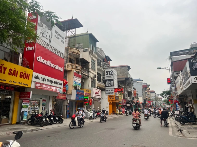 Mặt phố quân Hai Bà Trưng 210m2 mặt tiền 12m. chi 85 tỷ Nhà mặt phố kinh doanh sầm uất