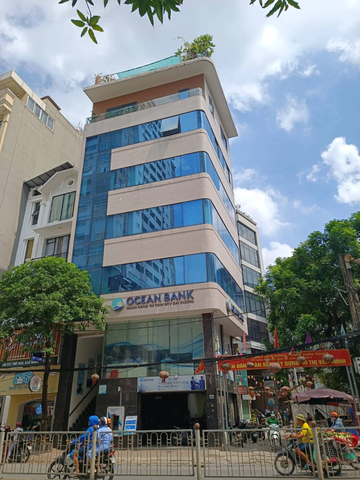 Bán nhà mặt phố Liễu Giai Ba Đình Hà Nội 65 tỷ. DT gân 100m2