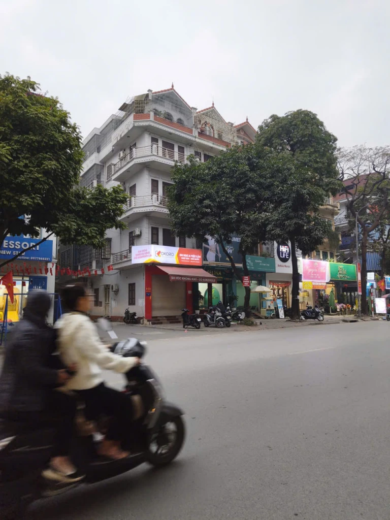 Bán gấp nhà phố Nguyễn Cảnh Dị khu ĐT Đại Kim Hà Nội 40 tỷ. Lô góc 2 mặt tiền 3 mặt thoáng ô tô tránh nhau