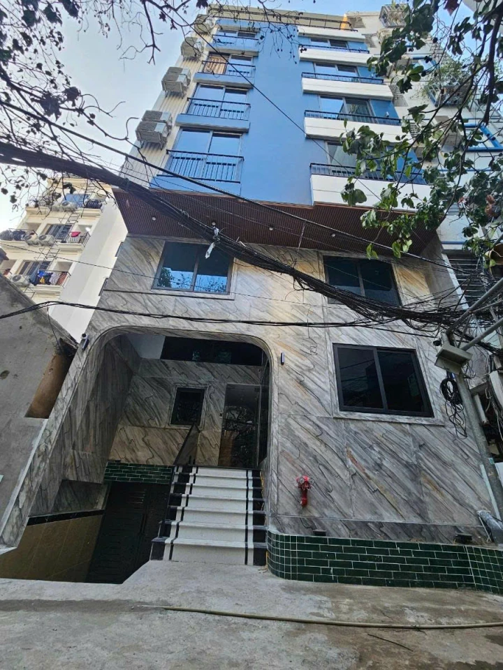 Bán nhà 9 tầng ô tô ngõ phố Quan Nhân Thanh Xuân 35 tỷ. Mặt tiền 7m, tầng hầm rộng gồm 26 căn hộ cao cấp