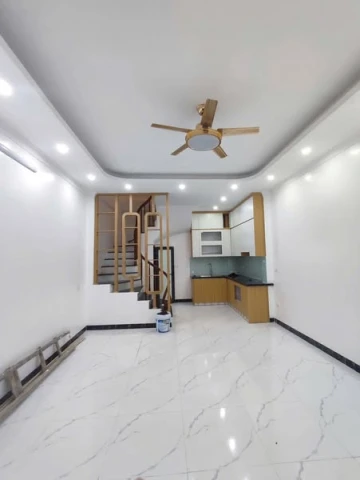 NHÀ ĐẸP PHỐ HỒNG HÀ – 37m², 5 TẦNG, GIÁ 6,9 TỶ (có tl)