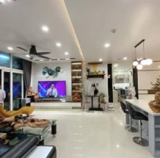 Ct5 nằm tại trung tâm KDT Văn Khê Hà Đông, vài bước ra Tố Hữu , Nam Cường, Lê Trọng Tấn, Quang Trung,...