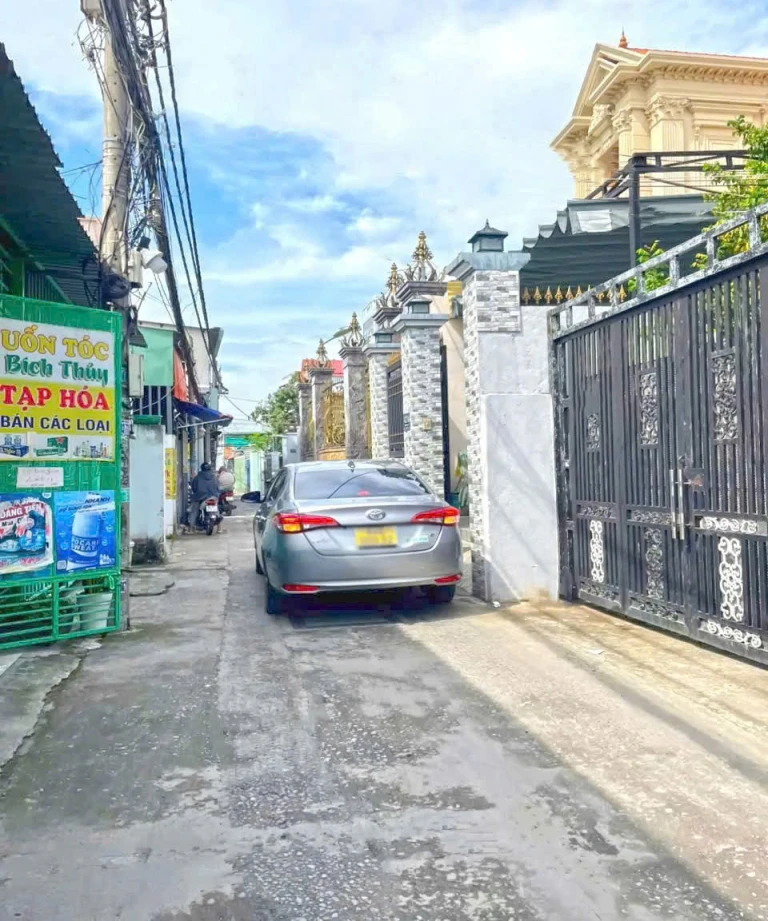 Bán Nhà 2 Tầng Hẻm Thông Thoáng, Cách Đường Xe Hơi 20m Huỳnh Tấn Phát, P. Phú Thuận Quận 7 – Giá 4.79 Tỷ