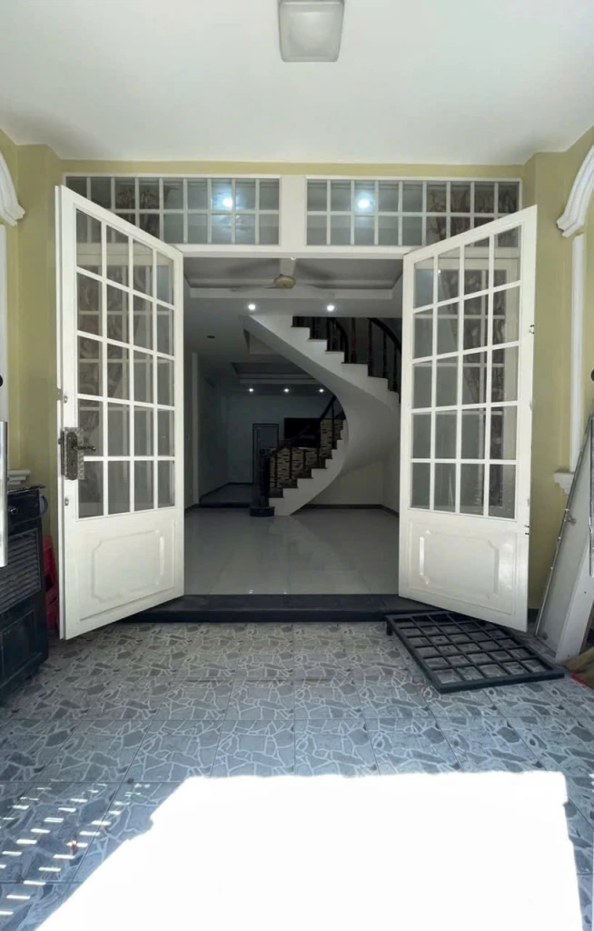 NHÀ ĐẸP GIÁ RẺ-DT4x14(56m2)-TRUNG TÂM QUẬN 7-KO QUY HOẠCH-GIÁ 4x tỷ