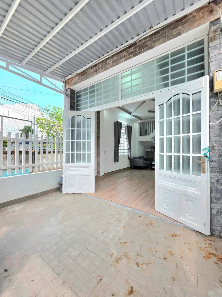 Mặt Tiền Chính Kinh Doanh 4 Tỷ 86 - SHR Gốc 2 Mặt Tiền 4