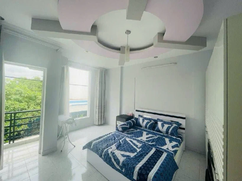 Quá Rẻ Chỉ 7 TỶ 050 HẺM XE Hơi Quận 7